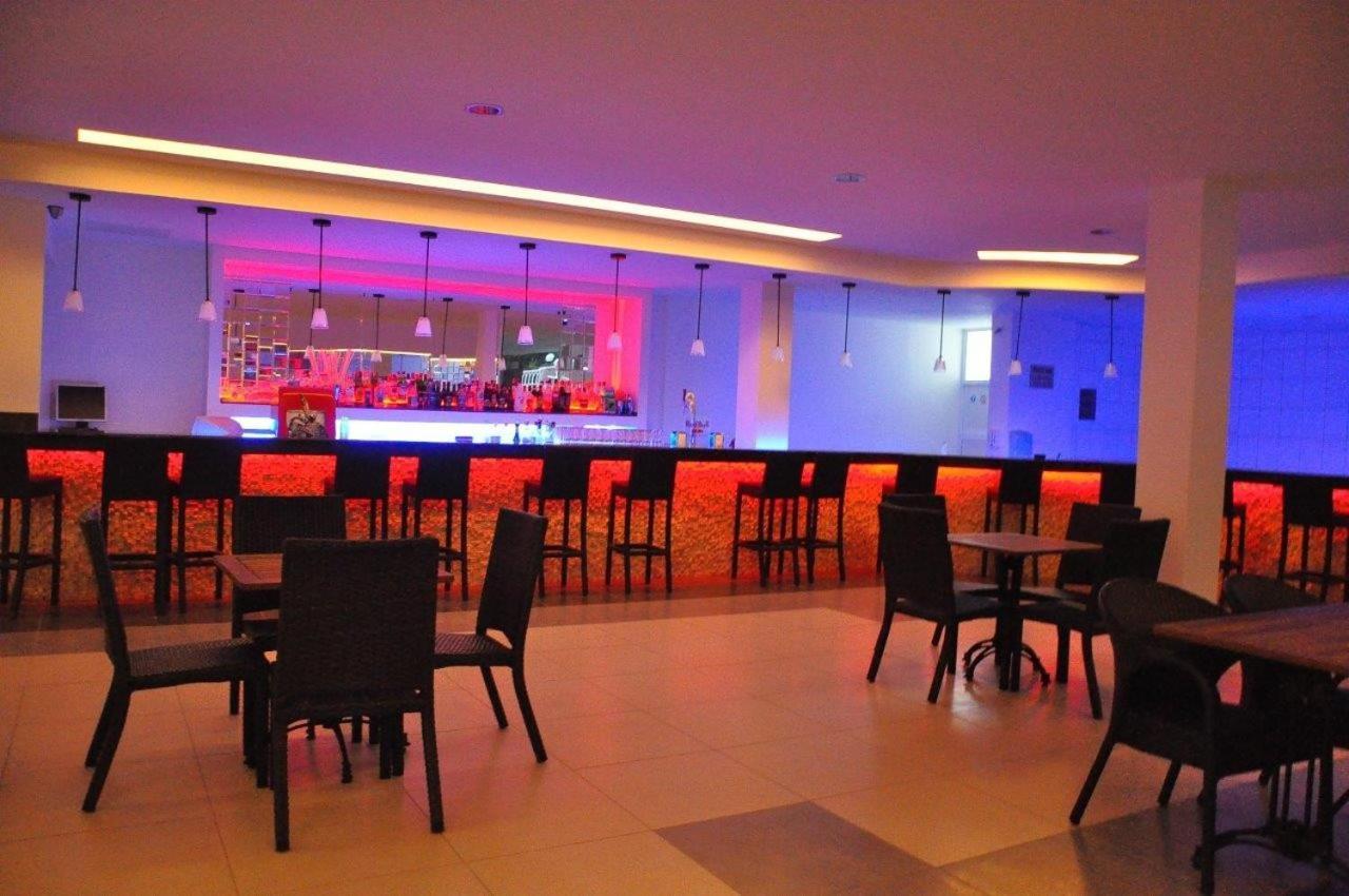 Nicholas Park Hotel โอลลุนเดนิซ ภายนอก รูปภาพ