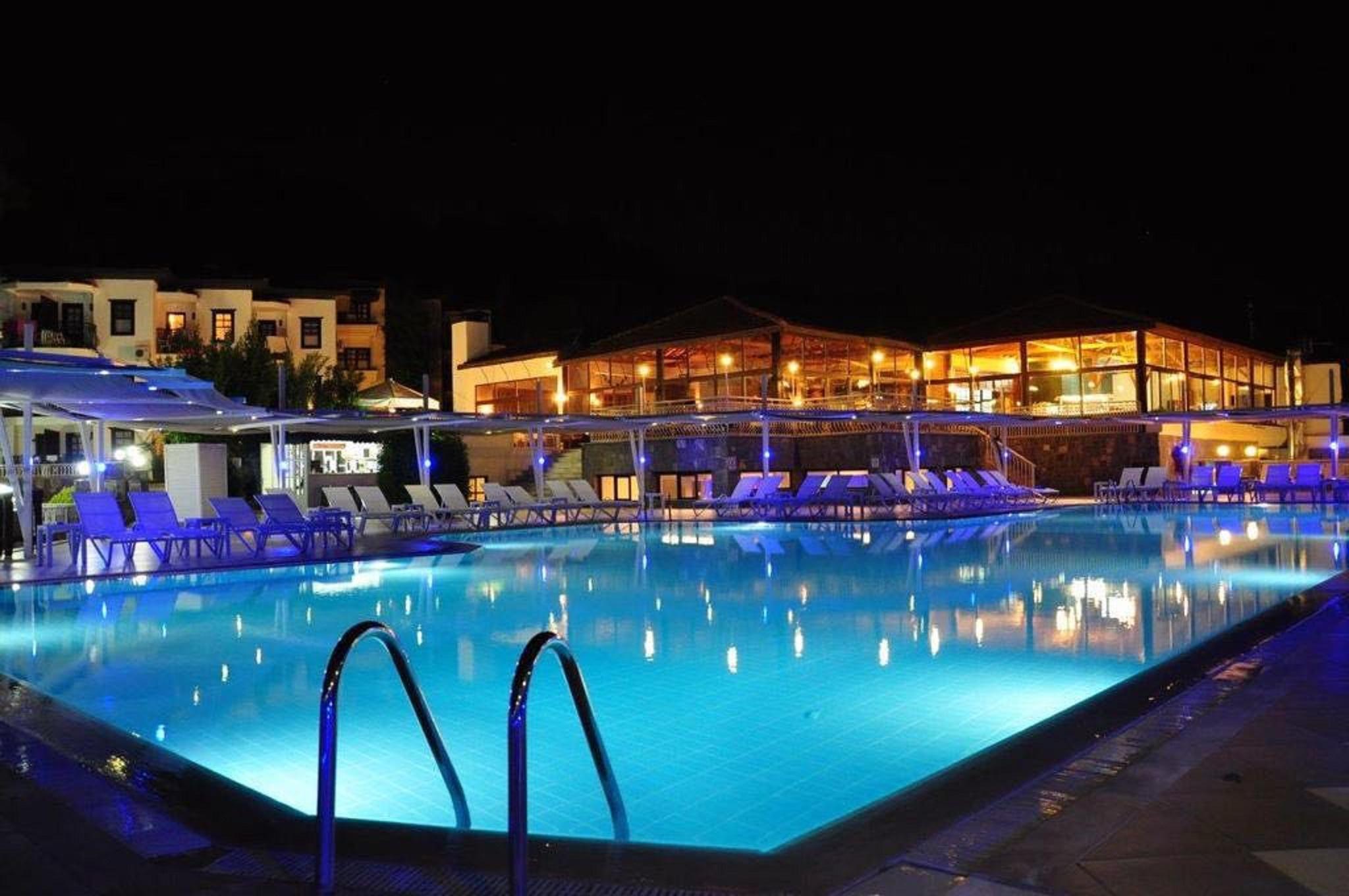 Nicholas Park Hotel โอลลุนเดนิซ ภายนอก รูปภาพ