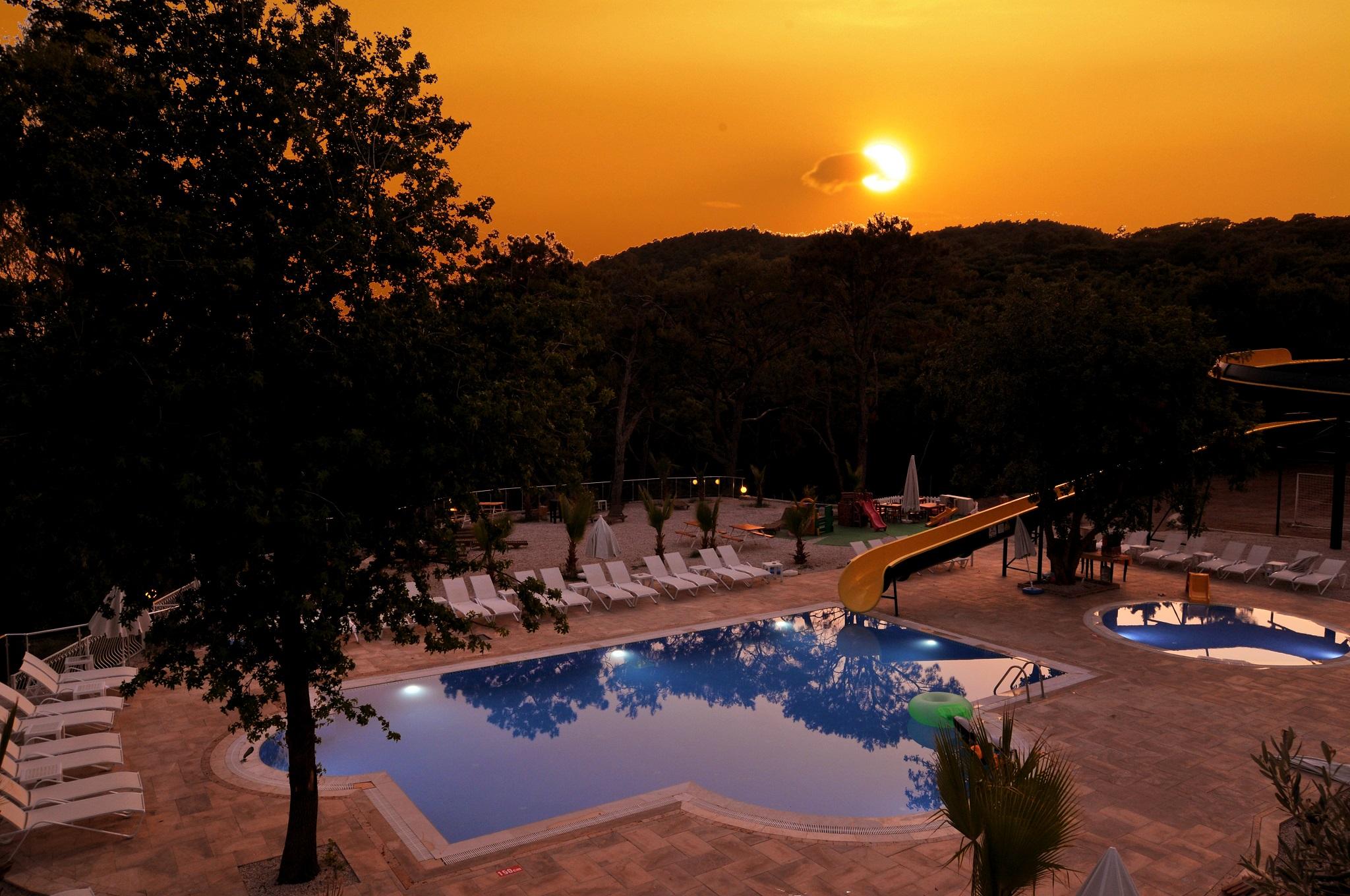 Nicholas Park Hotel โอลลุนเดนิซ ภายนอก รูปภาพ